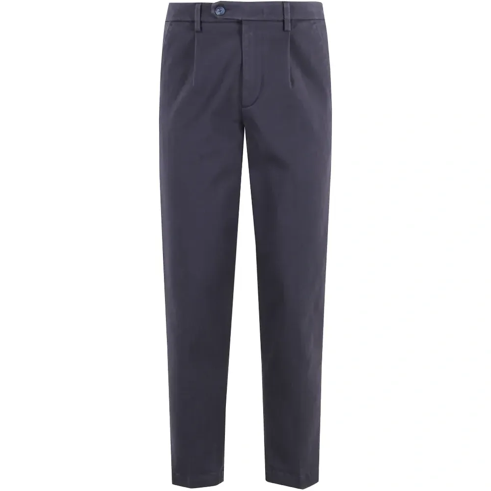 Брюки на пуговицах