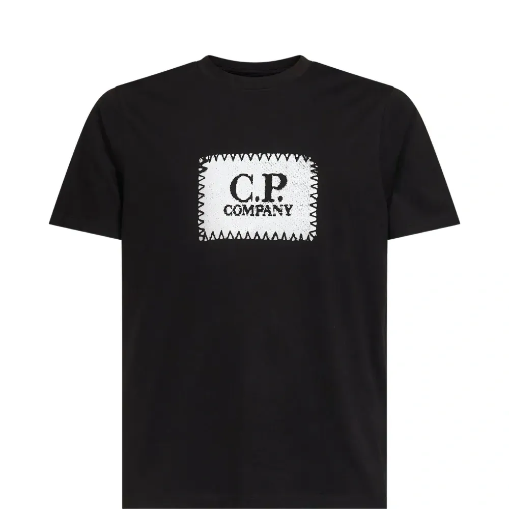 Футболка с логотипом