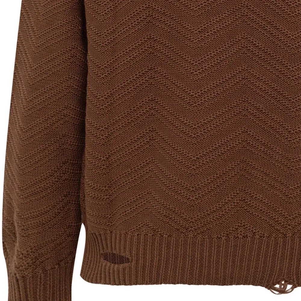 Джемпер с V-образным вырезом и эффектом потертости