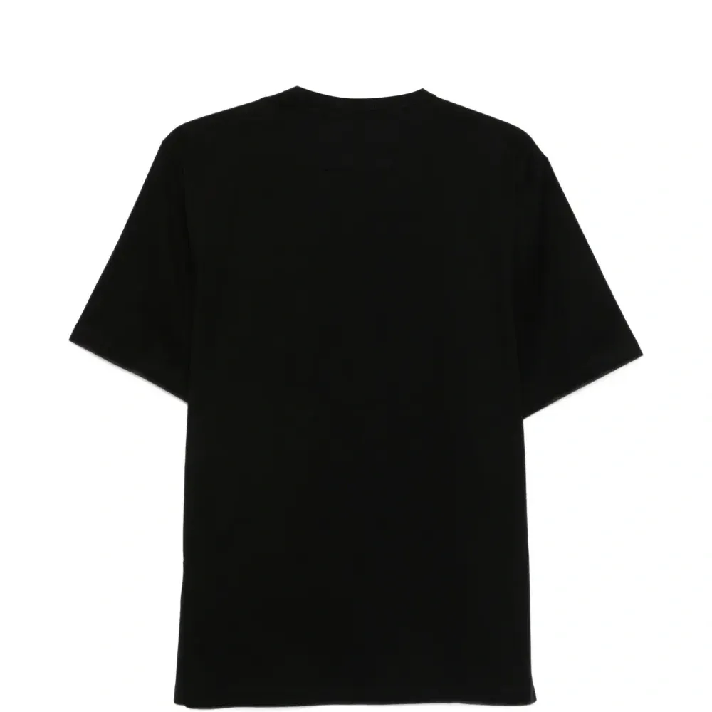 Футболка с нашивкой-логотипом