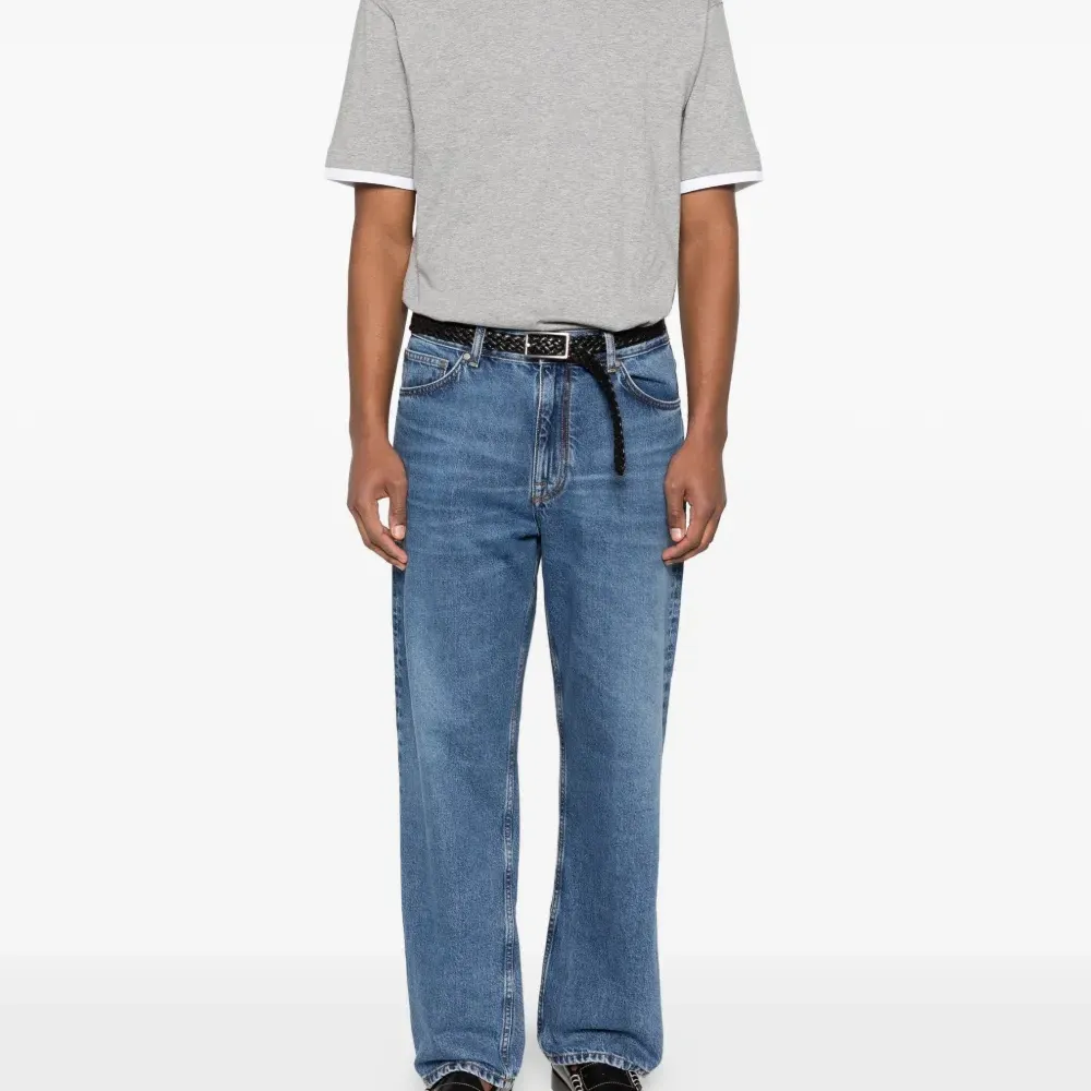 Футболка с контрастной отделкой