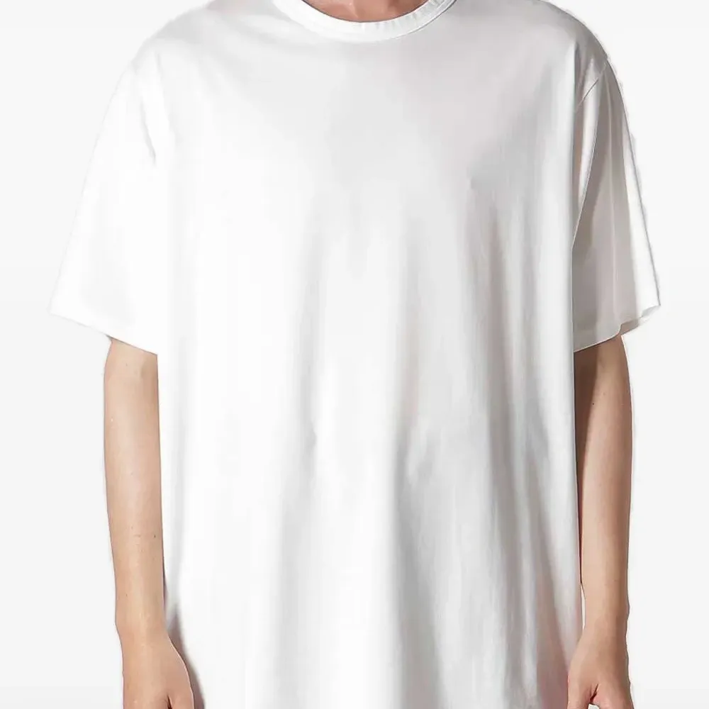 Футболка с логотипом