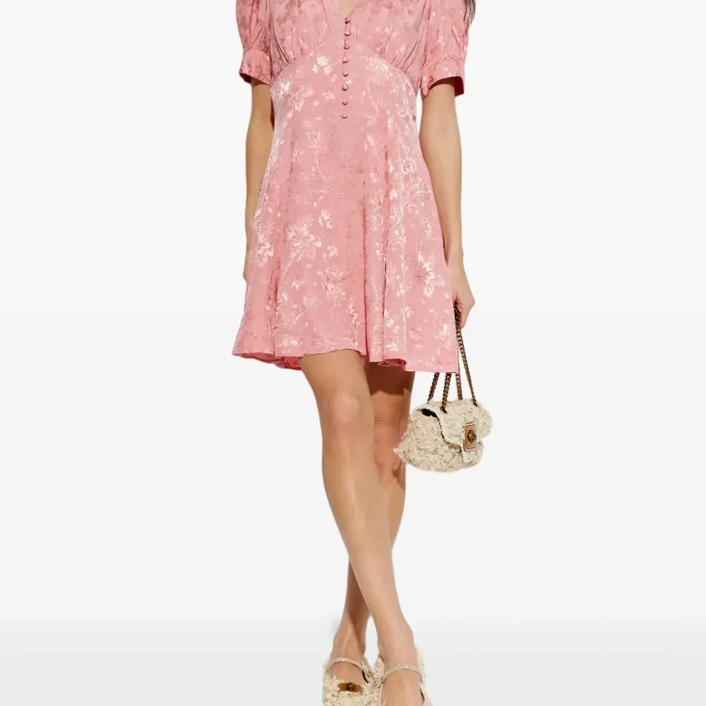 Балетки с цветочным принтом и пряжкой