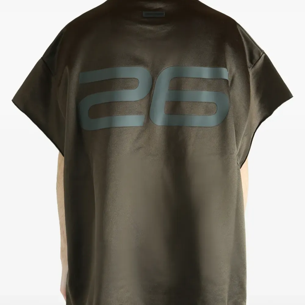 Футболка оверсайз с короткими рукавами