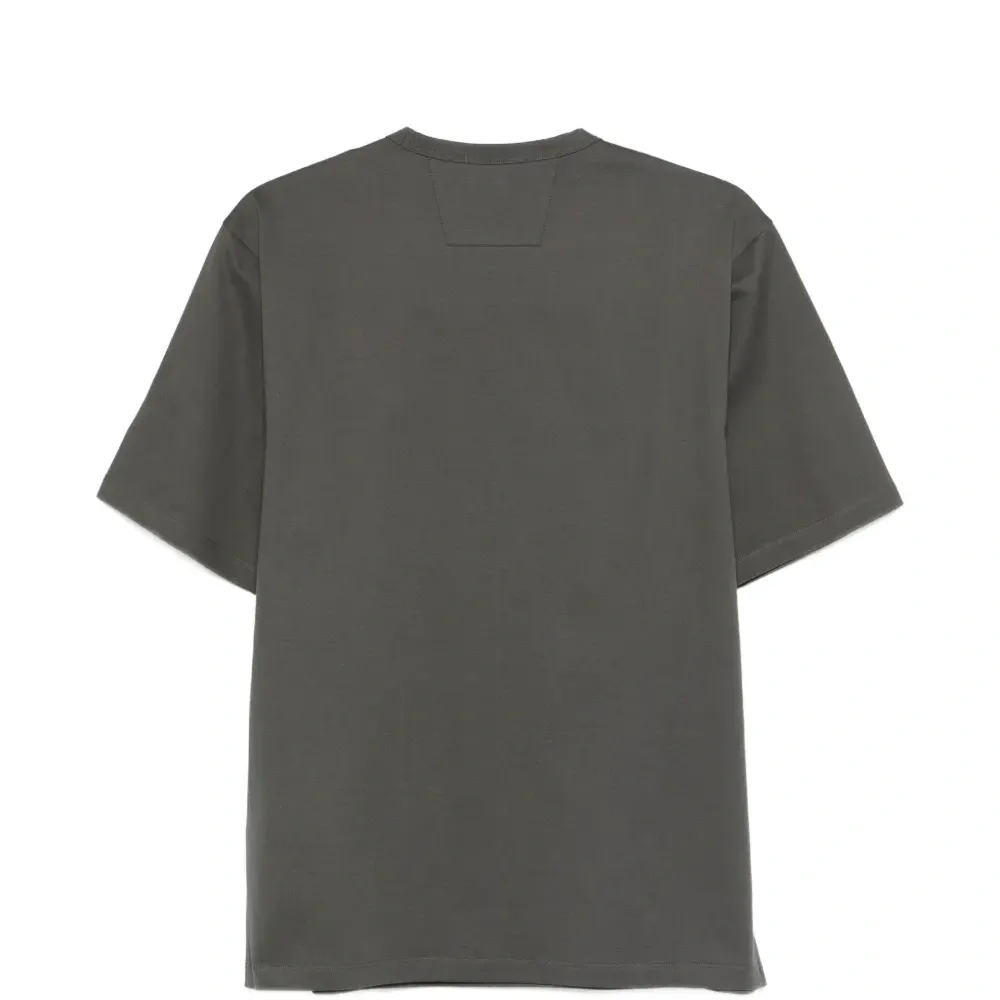 Футболка с логотипом