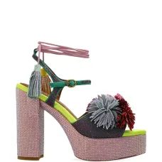 Босоножки на платформе с кисточками Босоножки на платформе с кисточками