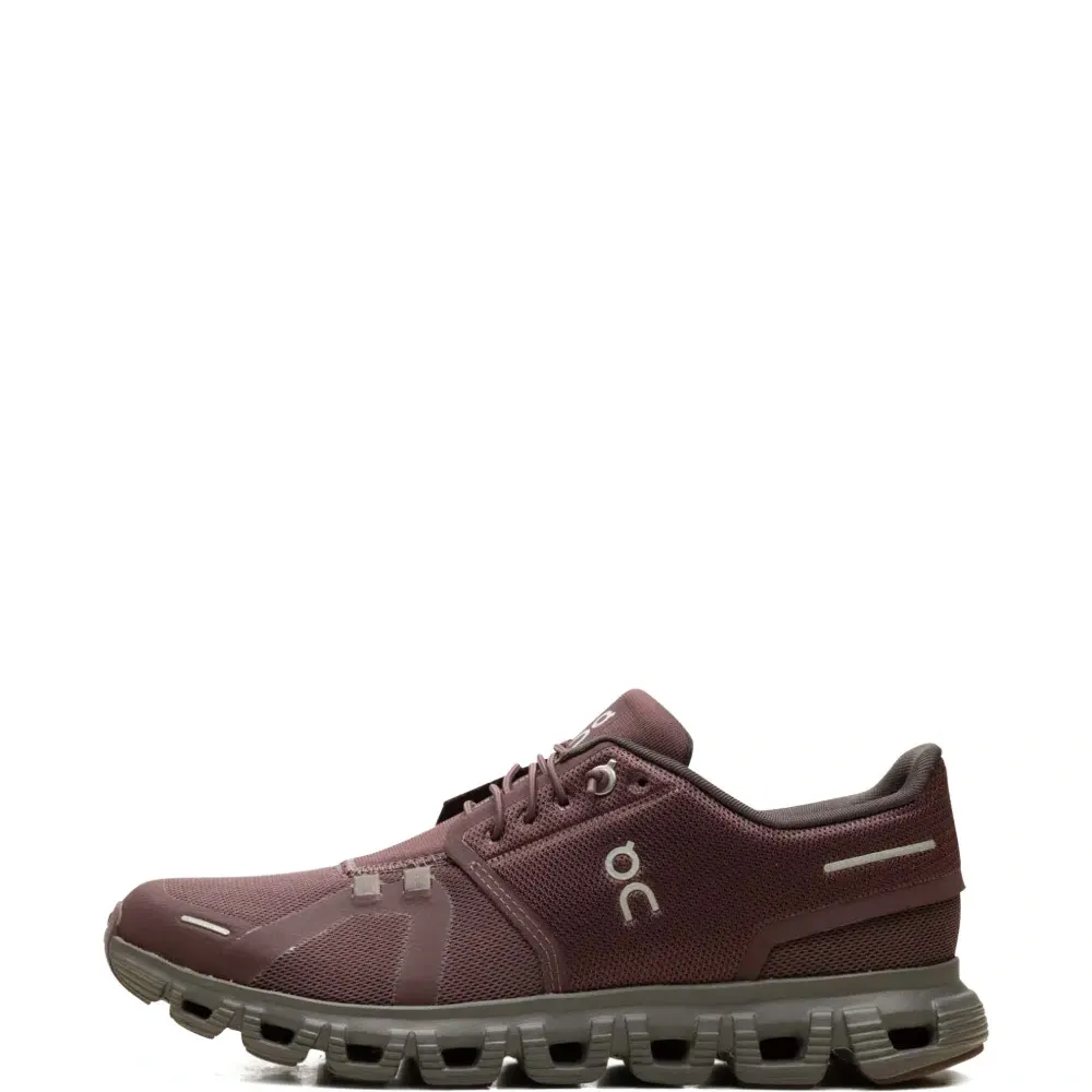 Кроссовки Cloud 6 на шнуровке