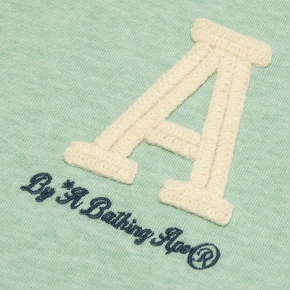 Футболка с вышивкой