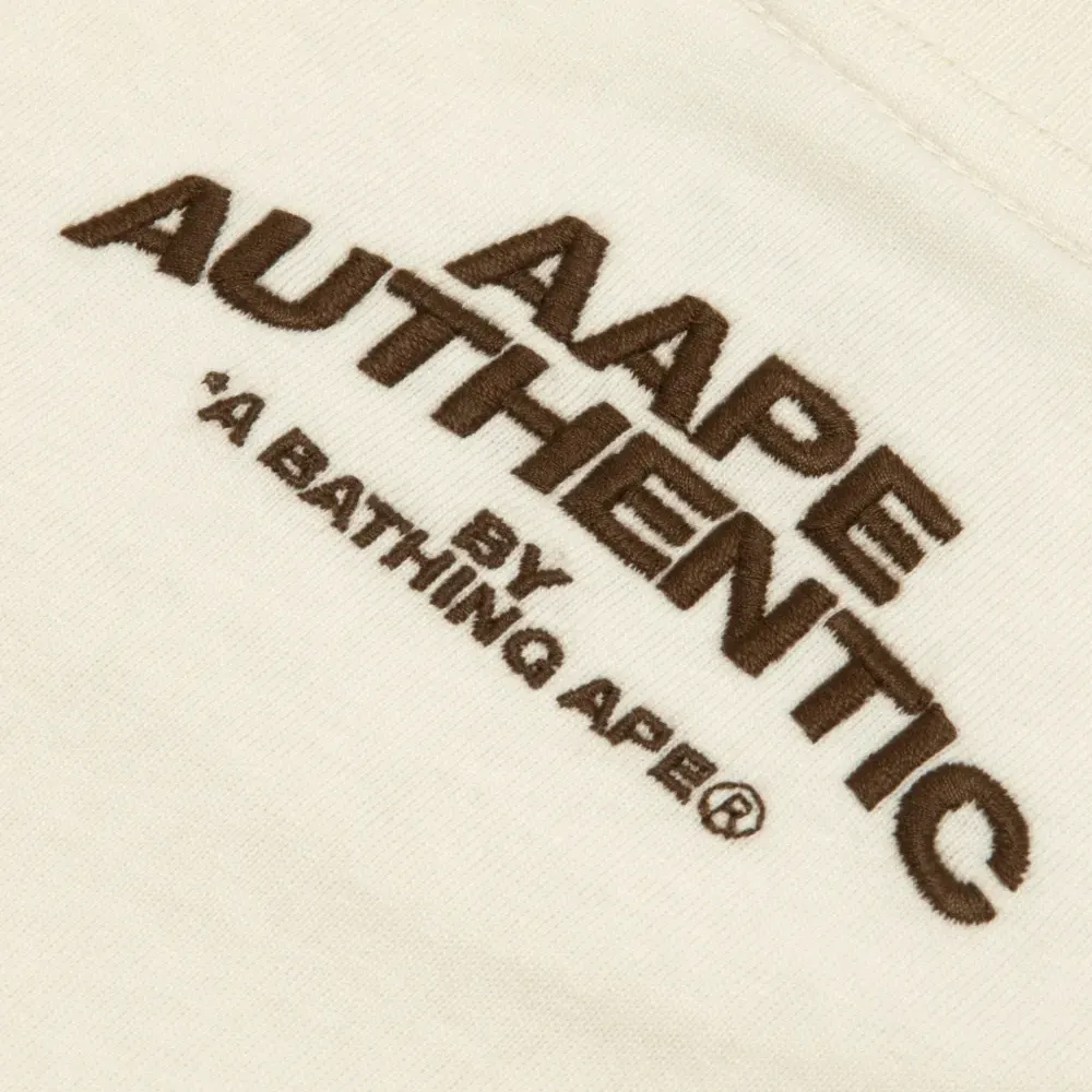 Футболка с аппликацией