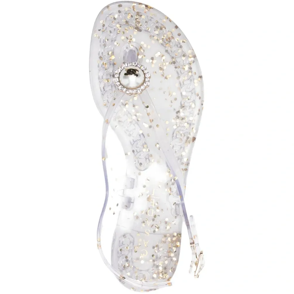 Сандалии на пряжке