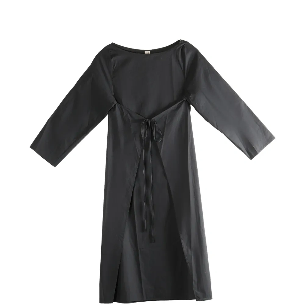 Платье миди с длинными рукавами и поясом