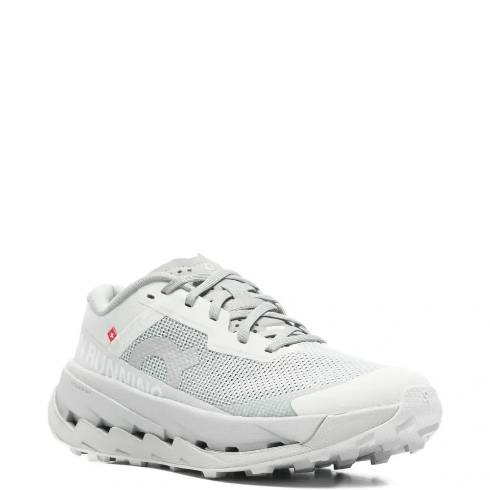 Кроссовки на шнуровке Cloudultra 3