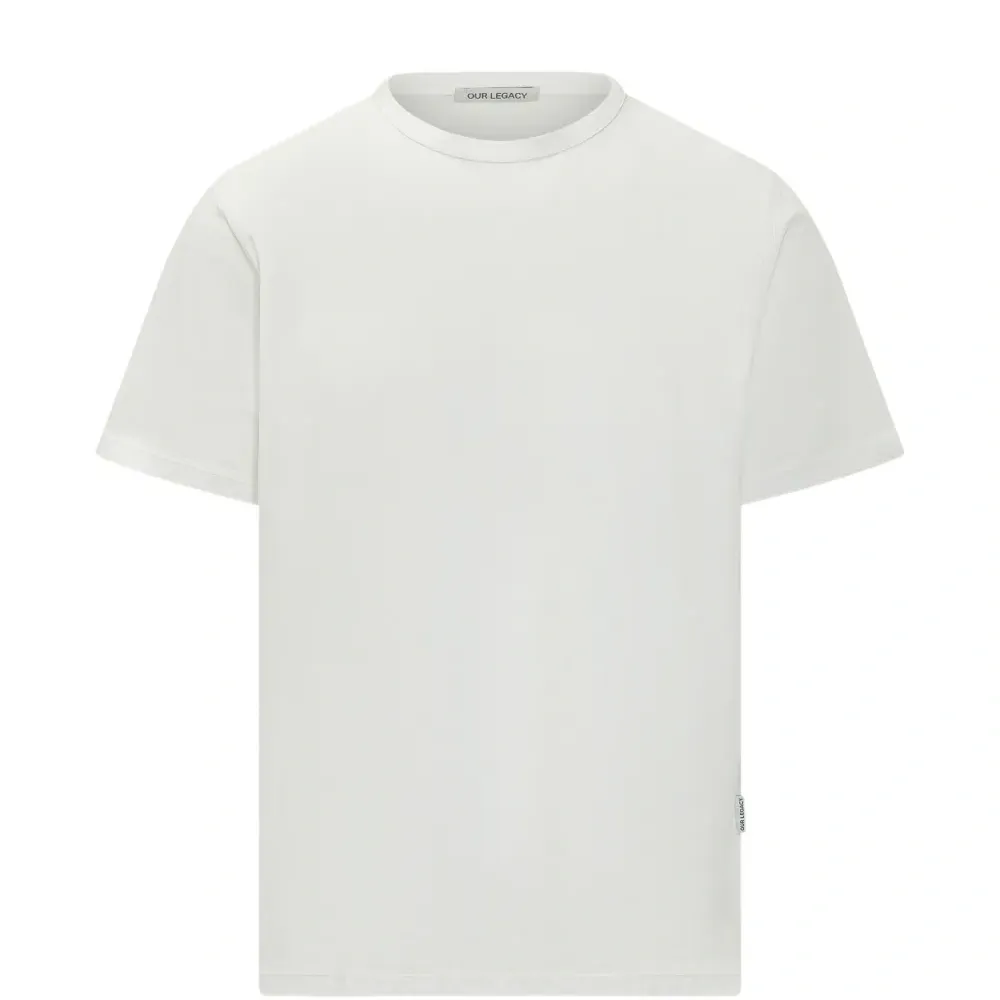 Футболка свободного кроя