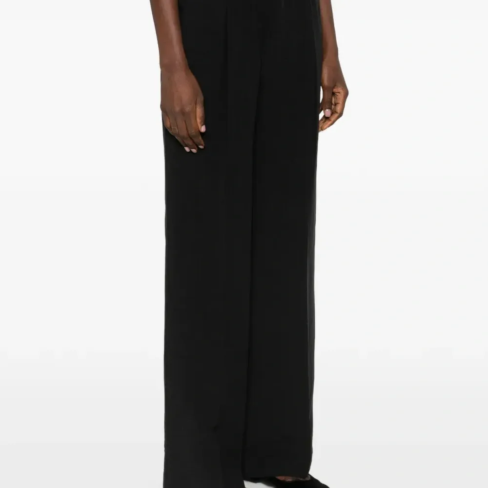 Брюки с поясом с логотипом