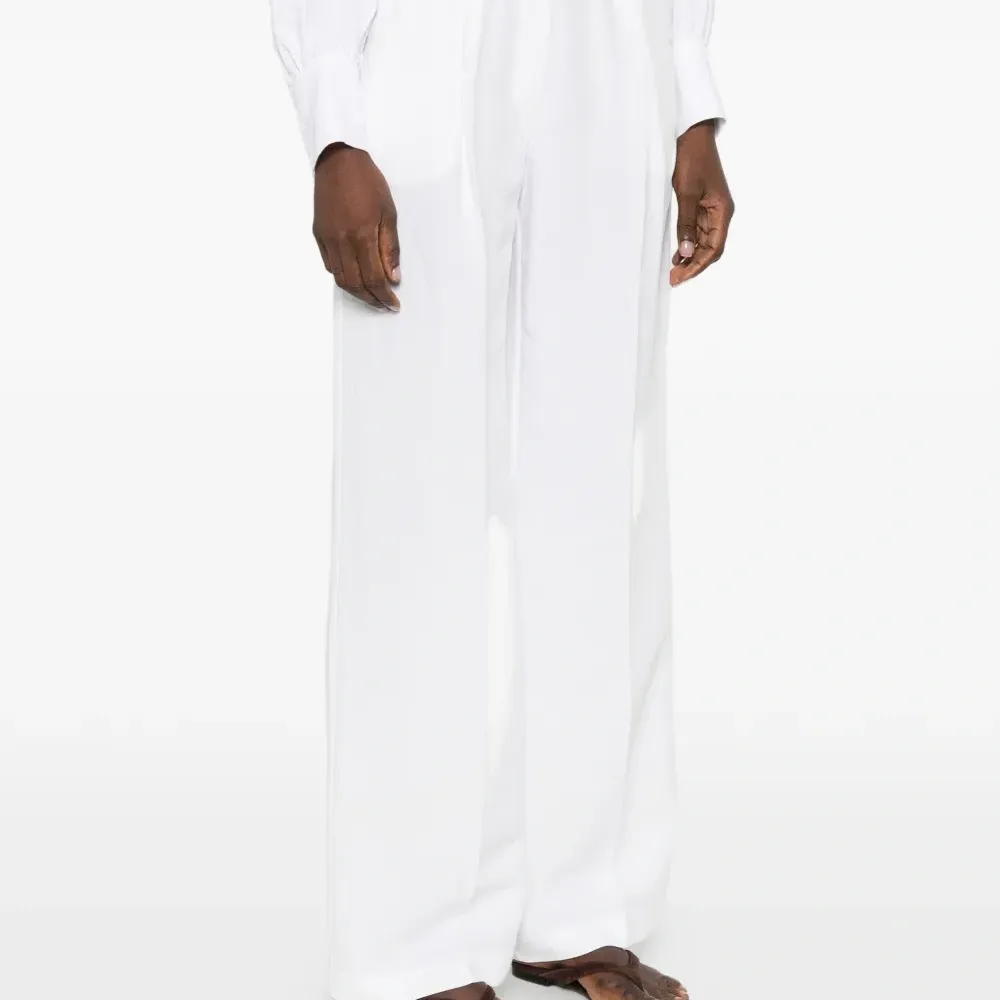 Брюки с контрастным поясом Брюки с контрастным поясом