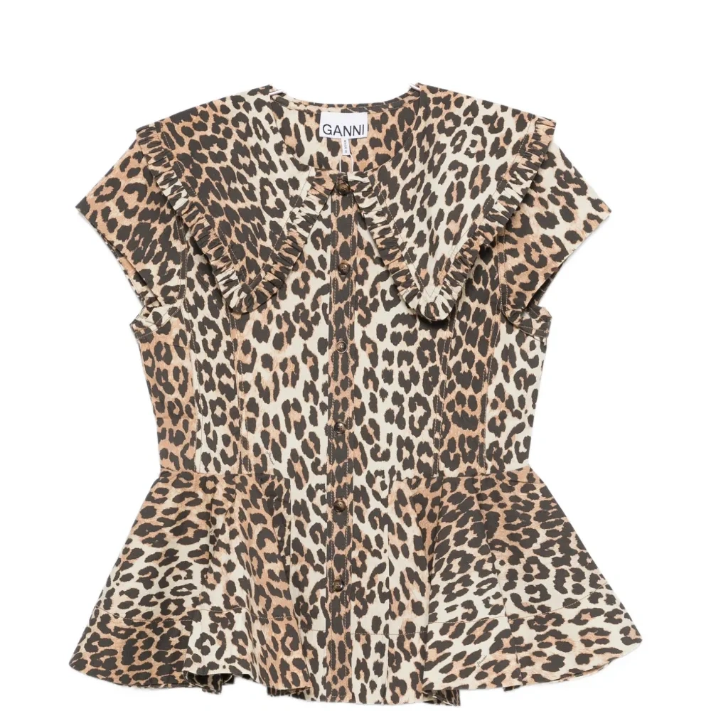 Топ с оборками и леопардовым принтом