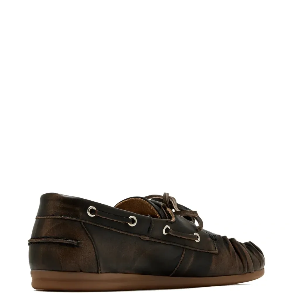 Коричневые лоферы на шнуровке с брашированной отделкой