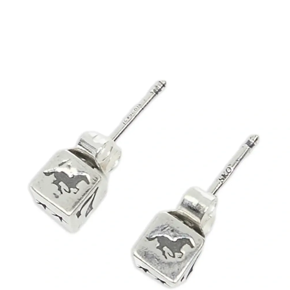 Серьги-гвоздики в виде игральных костей