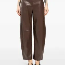 Брюки фасона "бочонок" с покрытием