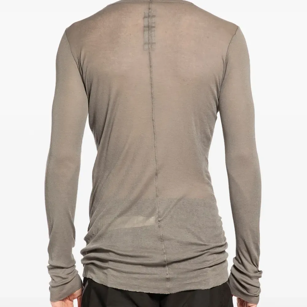 Рубашка с длинными рукавами в рубчик