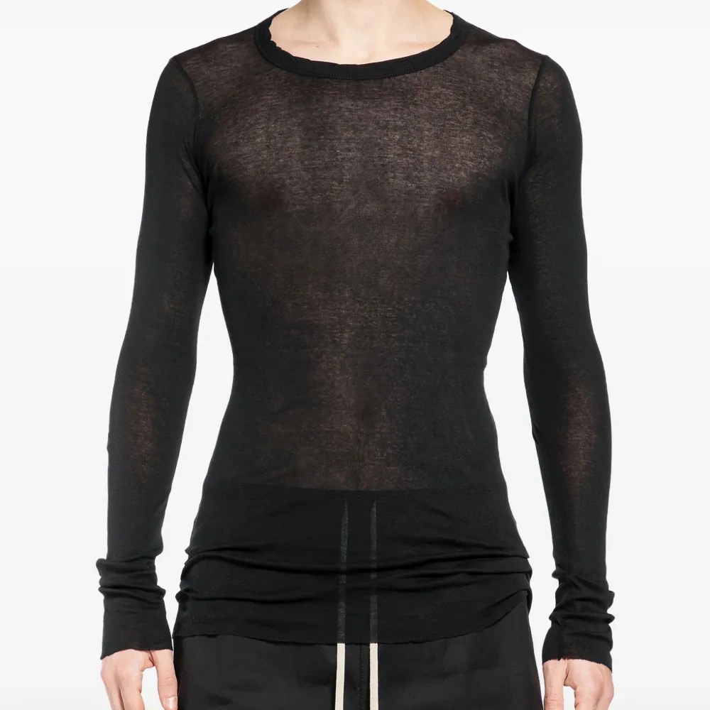 Футболка с длинными рукавами