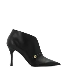 Ботинки на каблуке с ремешками