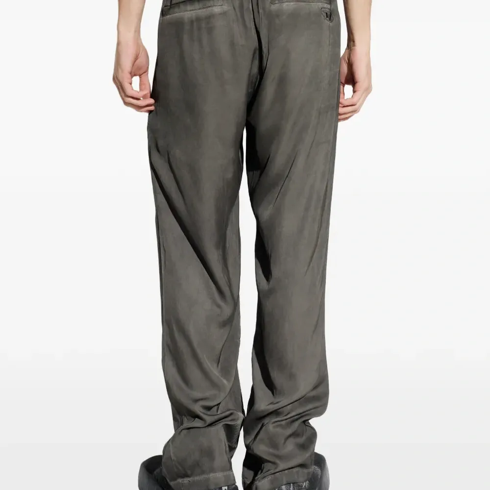 Брюки на резинке