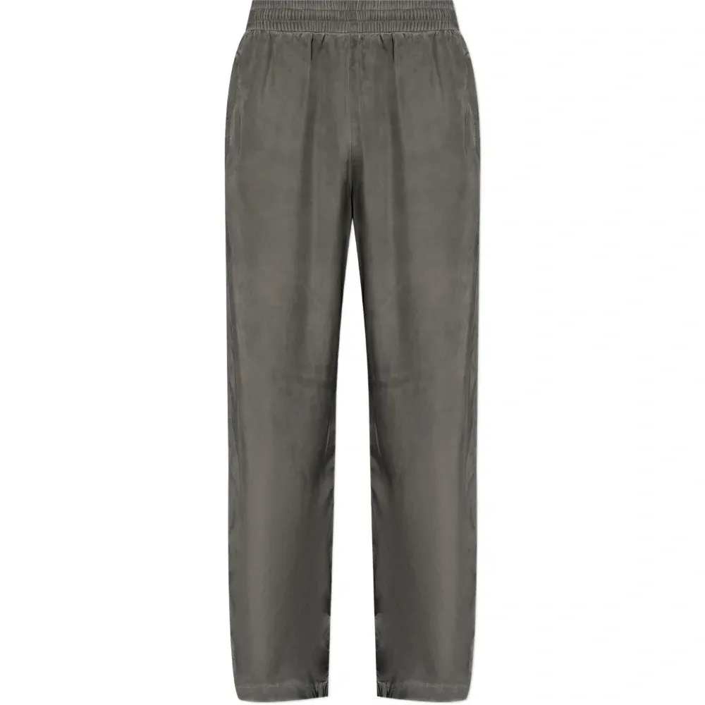 Брюки на резинке