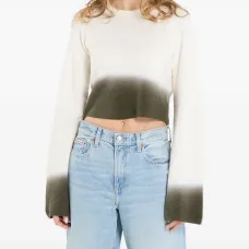 Укороченный топ с длинными рукавами