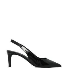 Лодочки с острым носком и ремешком на пятке