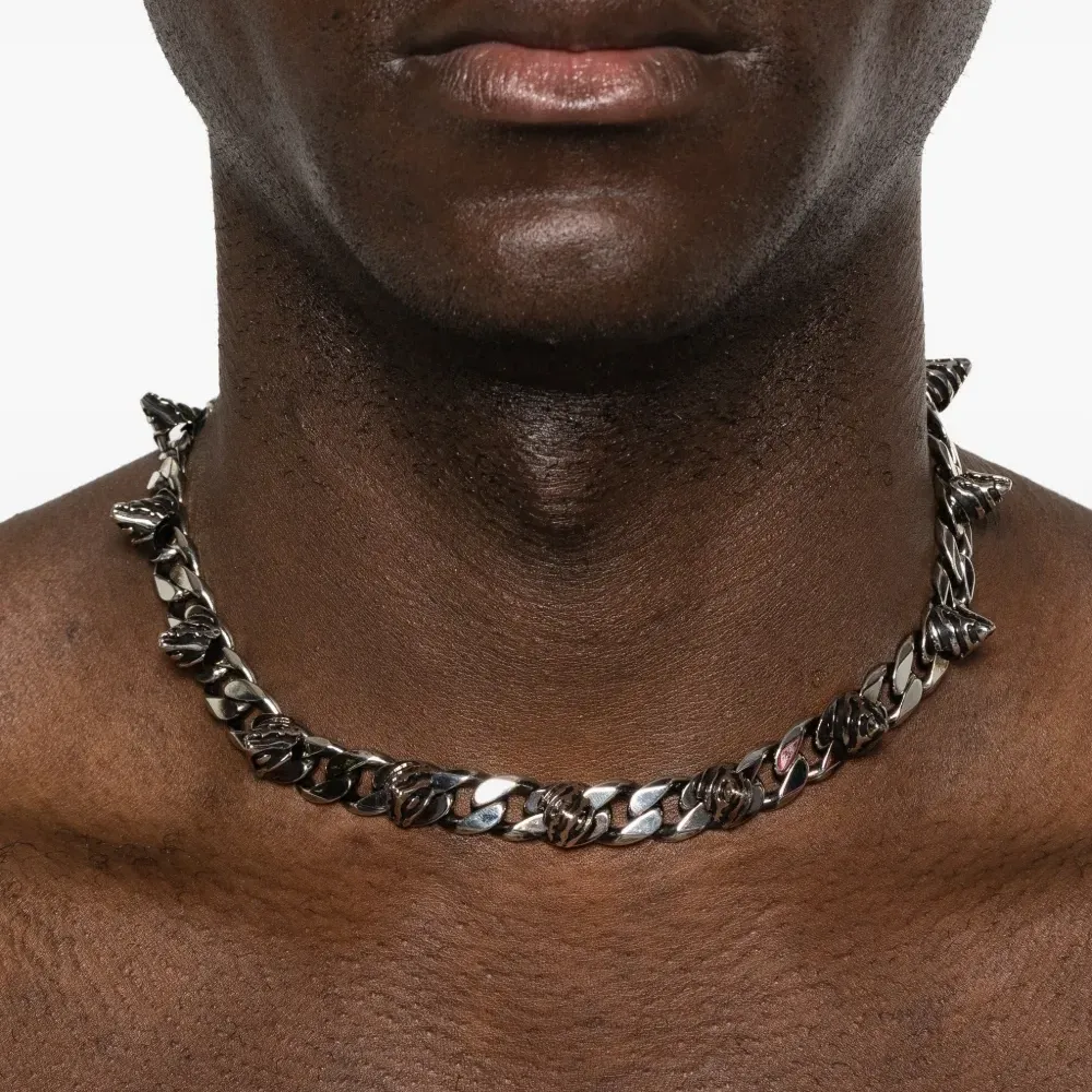 Цепочка с подвесками-шипами