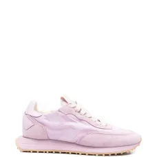 Кроссовки на шнуровке