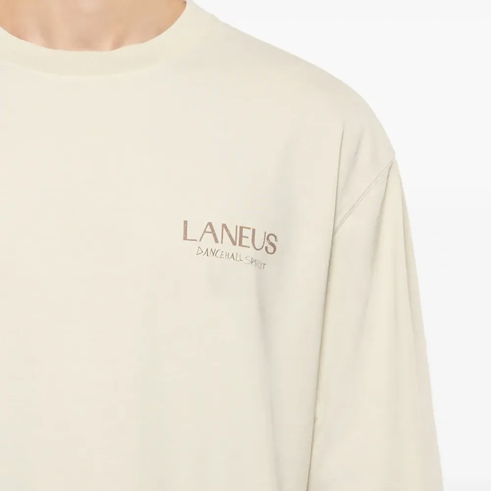 Футболка с логотипом