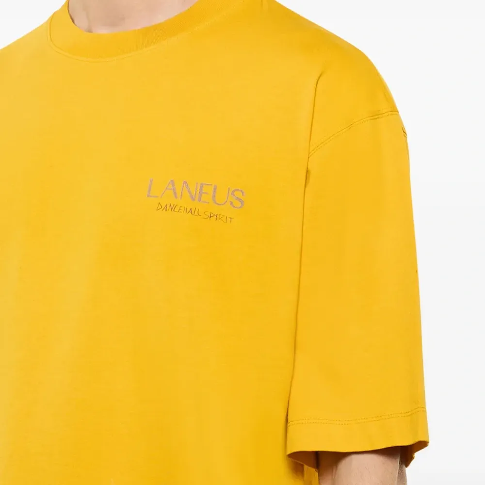 Футболка с графическим принтом