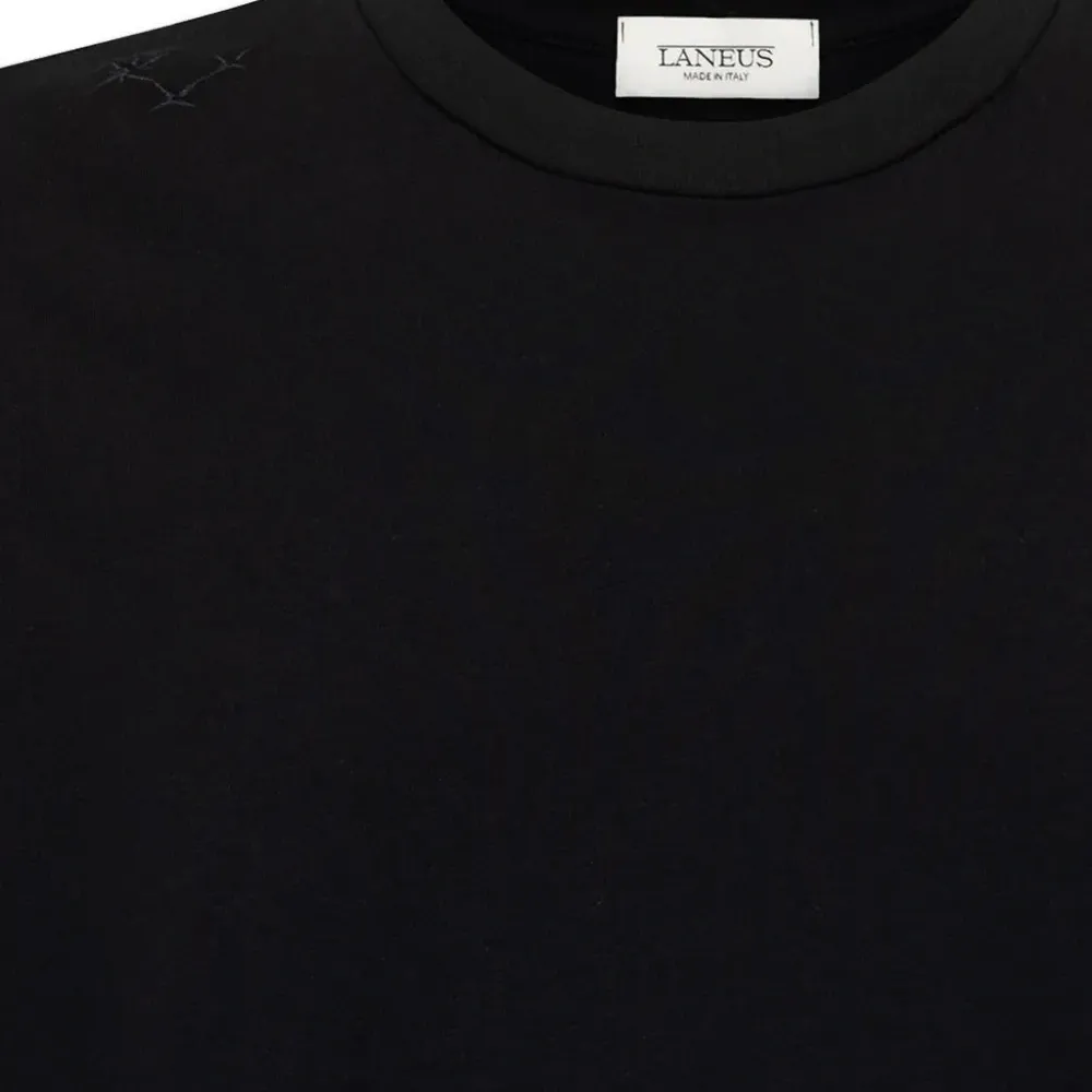 Футболка с круглым вырезом