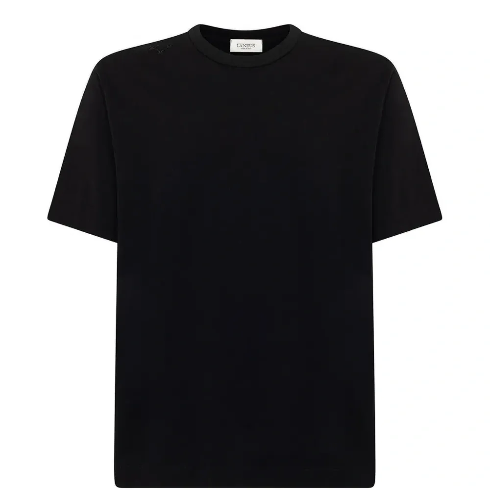 Футболка с круглым вырезом