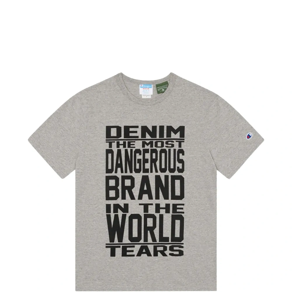 Футболка с заявлением о миссии