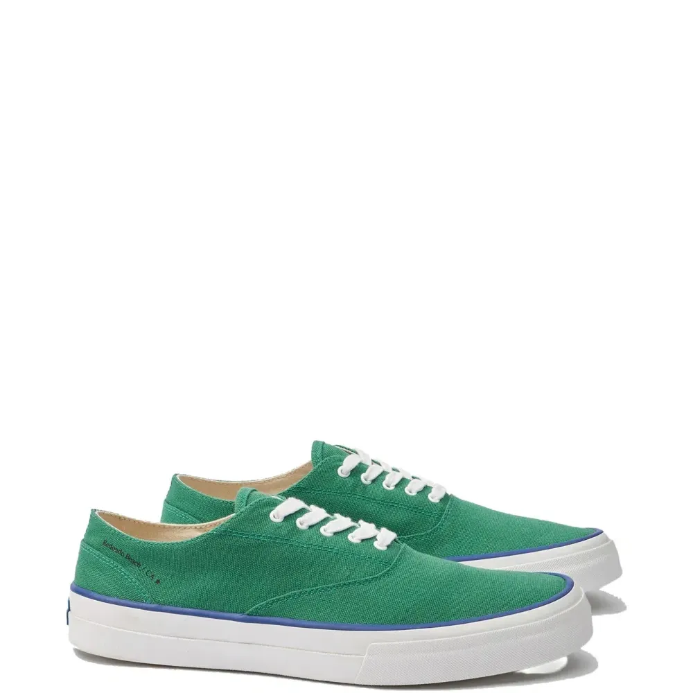 Кроссовки с принтом на шнуровке