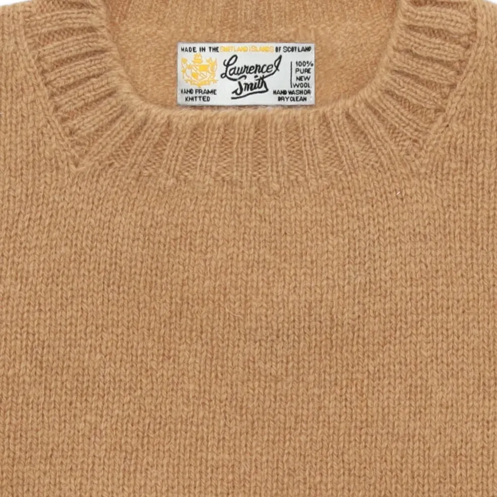 Джемпер с круглым вырезом из шетландской шерсти