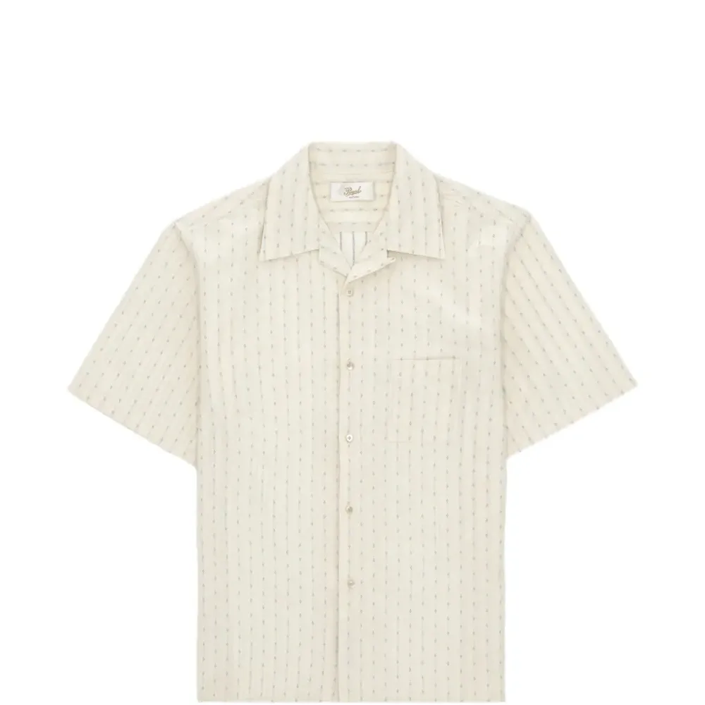 Рубашка в полоску с открытым воротником