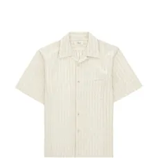 Рубашка в полоску с открытым воротником