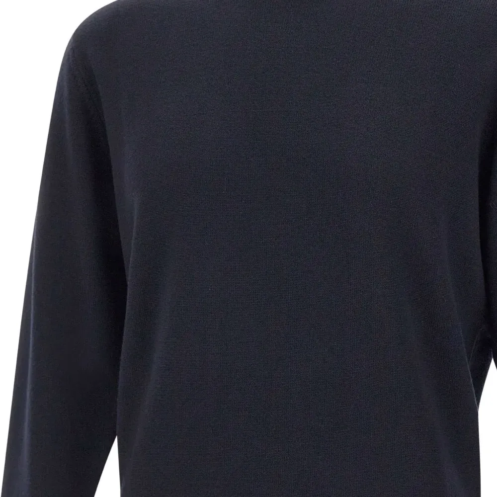 Джемпер с круглым вырезом