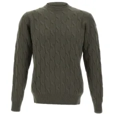 Свитер с косами и ребристой вязкой