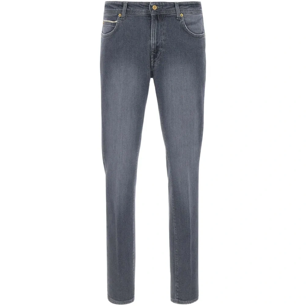 Джинсы с пятью карманами и нашивкой с логотипом