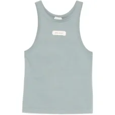 Топ с деталями-лейбла