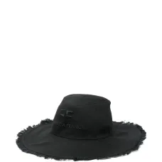 Шляпа с бахромой и логотипом