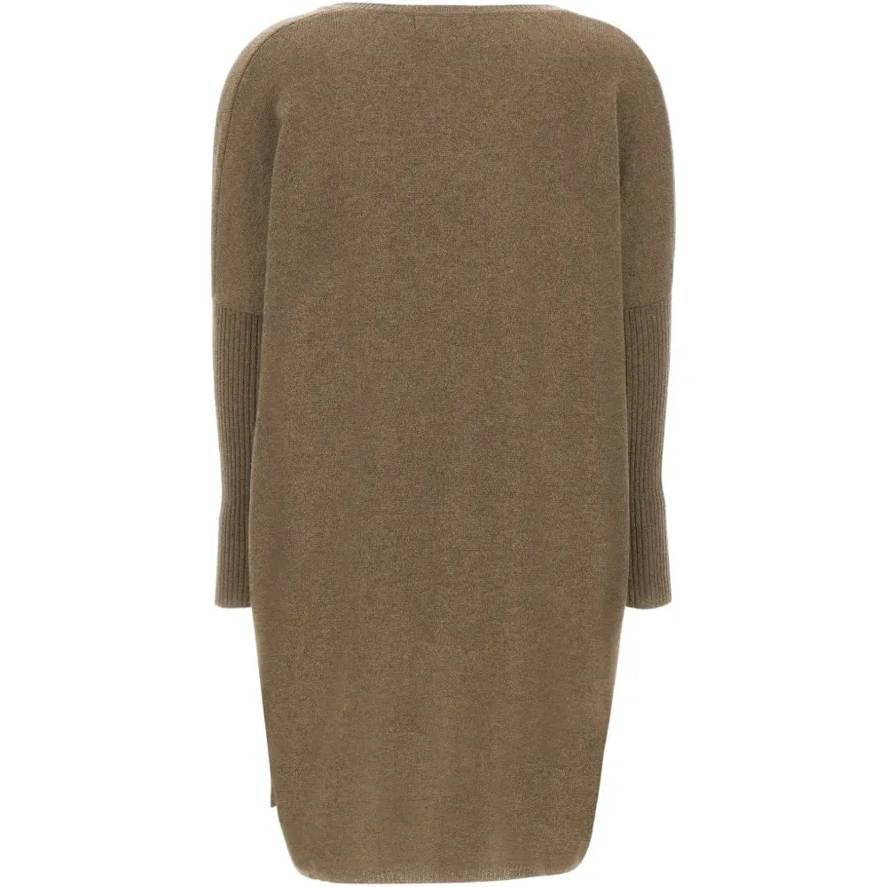 Джемпер Bella с V-образным вырезом