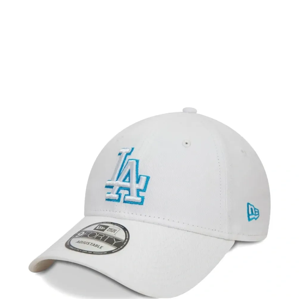 Бейсболка с вышитым логотипом