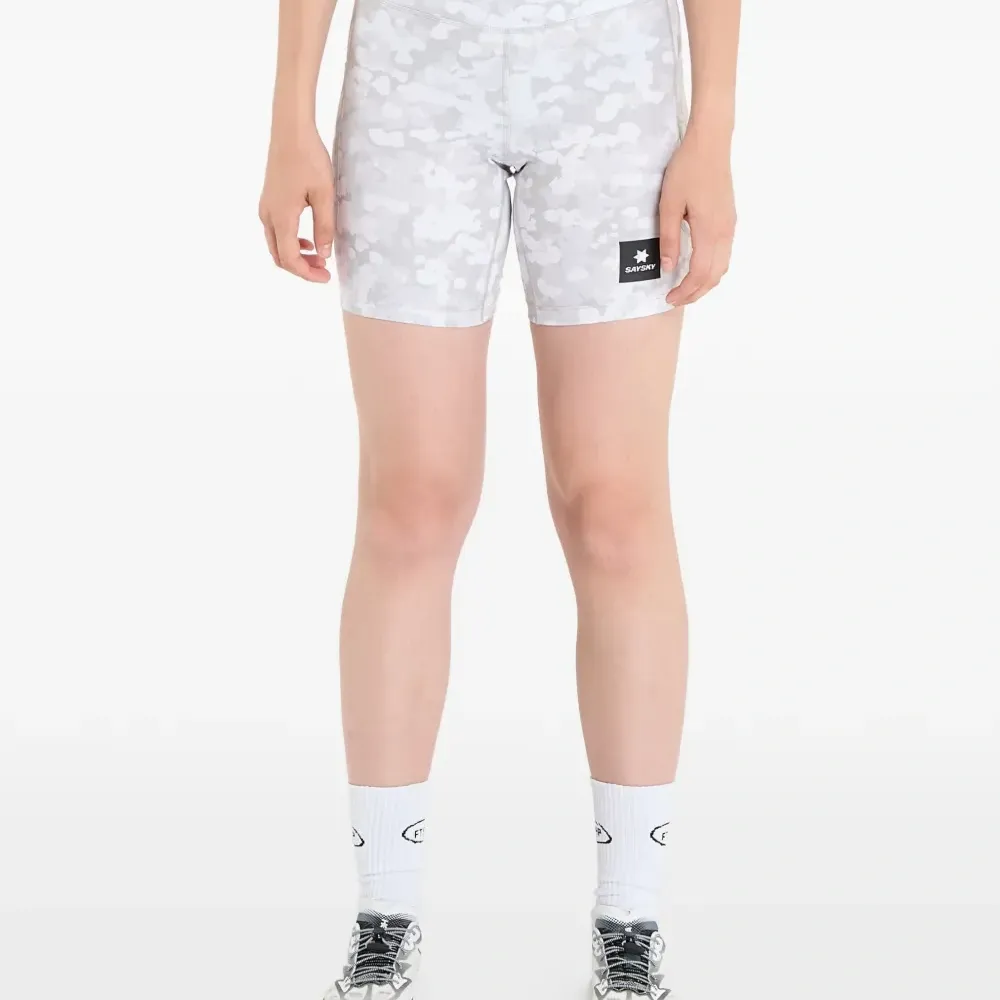 Камуфляжные шорты