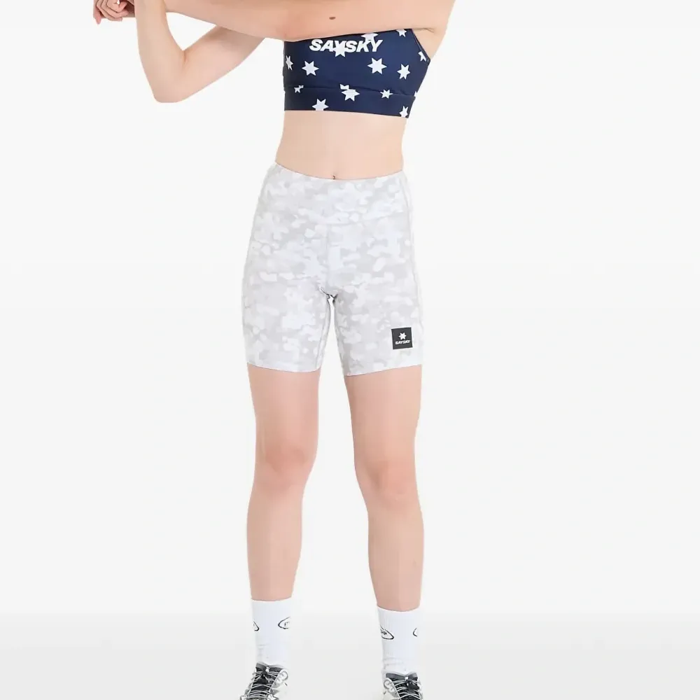 Камуфляжные шорты